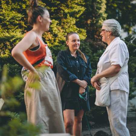 Narada sąsiedzka na podwórku przy Centrum Aktywności Lokalnej Plac Grunwaldzki OD NOWA