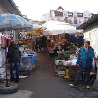 Targowisko Plac Grunwaldzki (video) Targowisko Plac Grunwaldzki (video)